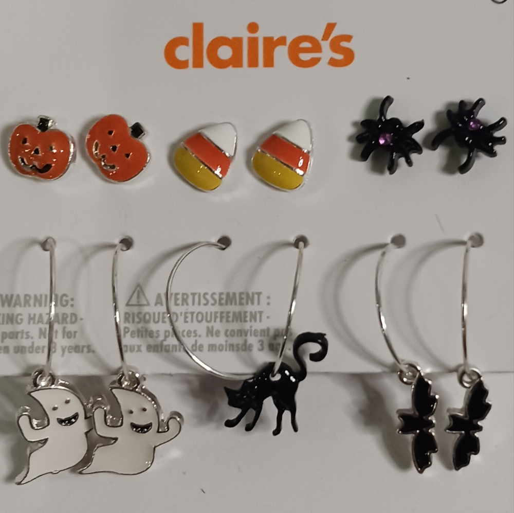 6 pairs of earrings- ghosts, cats, bats, pumpkins, candy corns, and spiders